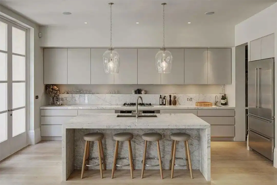 What is the best light for the kitchen?
